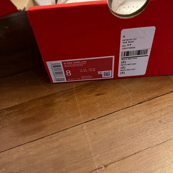 Nike Women's Dunk Low Sail Multi-Color Siren Red HF5074-133 Size 8 - Picture 5 of 5